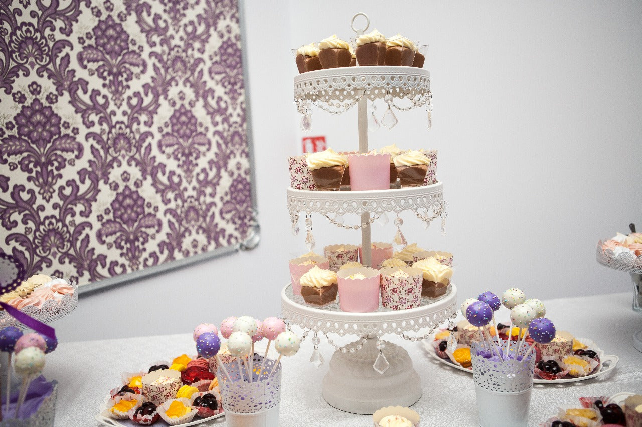 Dessert table decor